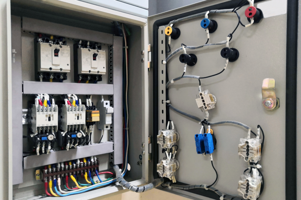 Why Lady Lake Homeowners Should Upgrade Their Electrical Panels Before Hurricane Season